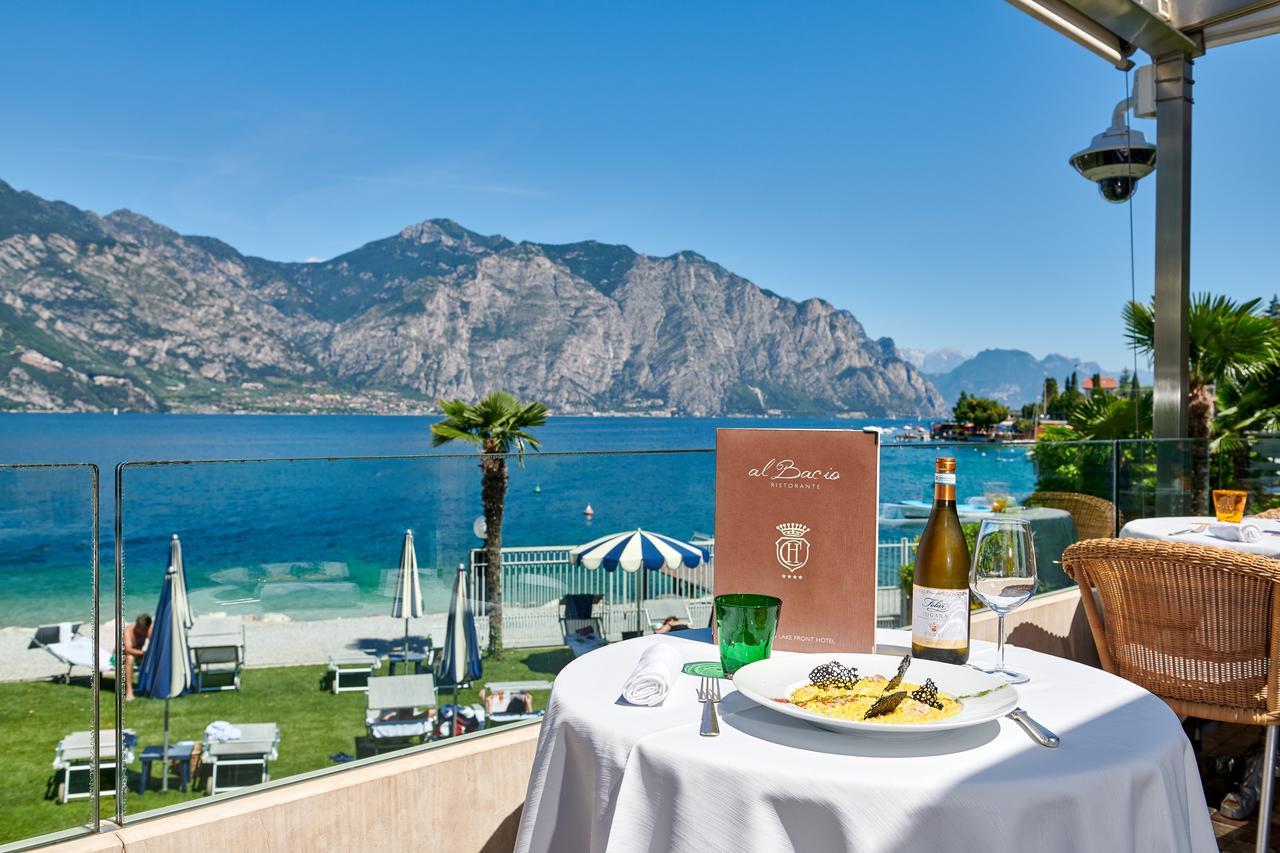 Hotel Castello Lake Front Мальчезіне Екстер'єр фото